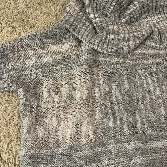 Gray Cowl Neck Sweater - Picture 4 of 4